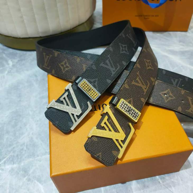 Picture of Louis Vuitton Belts _SKUfw212202122fw